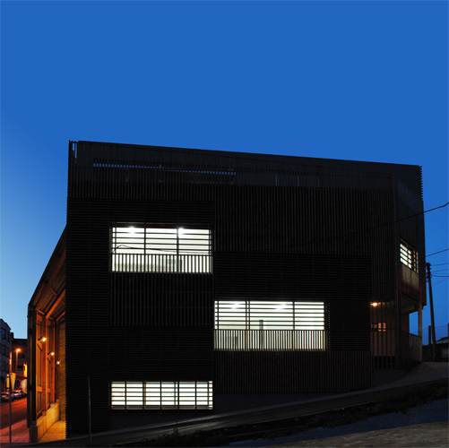 commercial cinema club by jose soto architect
